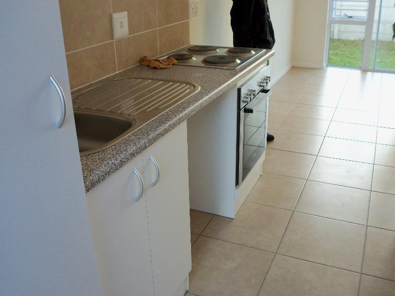 To Let 2 Bedroom Property for Rent in Highbury Western Cape